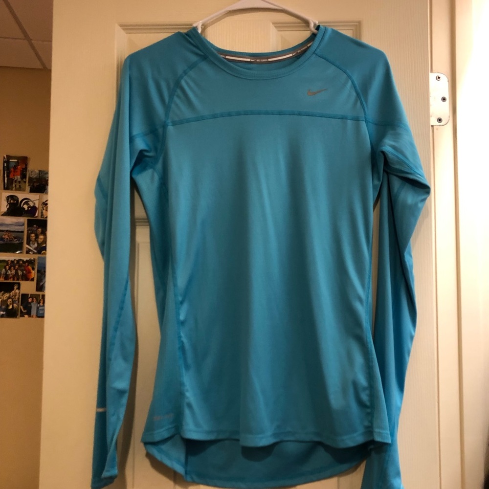 Nike women’s running shirt